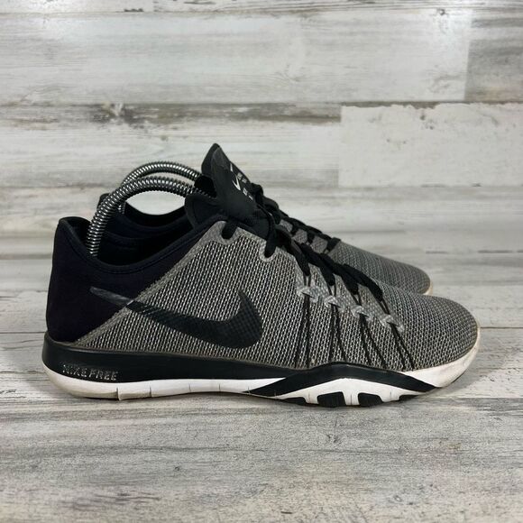 Nike Women's Free TR 6 PRT 833424-100 Black Running Shoes Sneakers Size‎ 8.5 - Picture 1 of 9